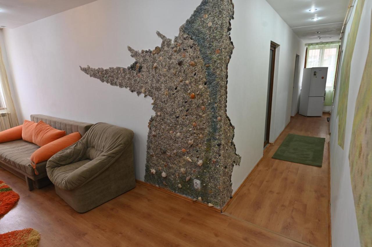 Apartament Camelia Petrosani Bagian luar foto