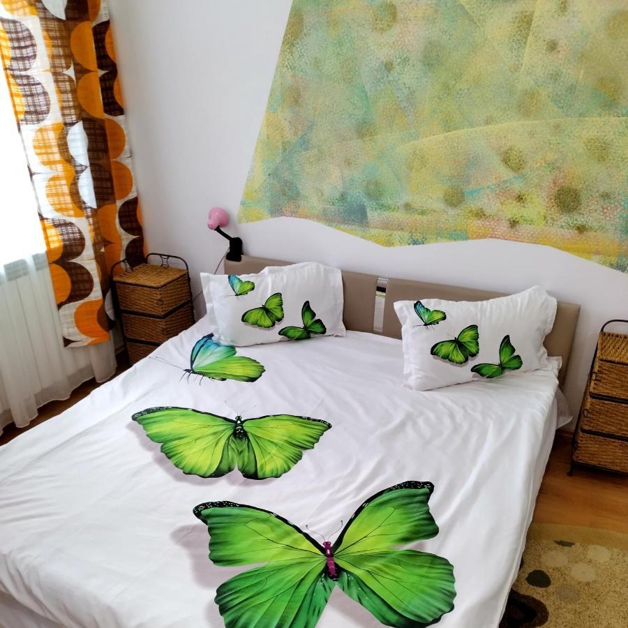 Apartament Camelia Petrosani Bagian luar foto